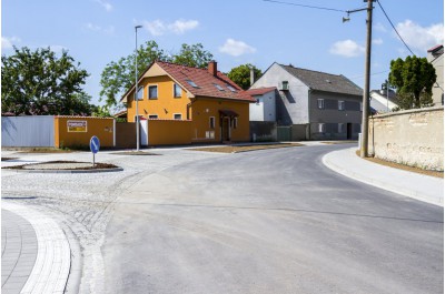 Další opravená silnice, tentokrát v Nasobůrkách