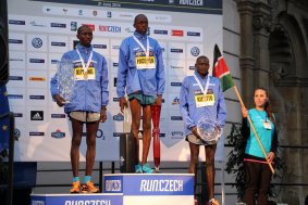 Olomoucký půlmaraton ovládl vodič Ronoh, rodinný běh vyhráli všichni