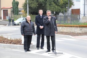 V Hněvotíně otevřeli nově zrekonstruovanou silnici