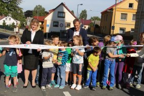 Hejtman Rozbořil otevřel novou křižovatku v Hustopečích nad Bečvou