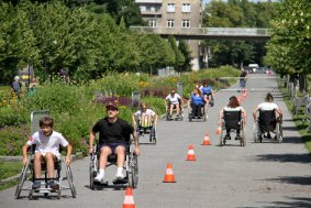 Olomoucká štafeta nabízí pohled na svět očima vozíčkářů