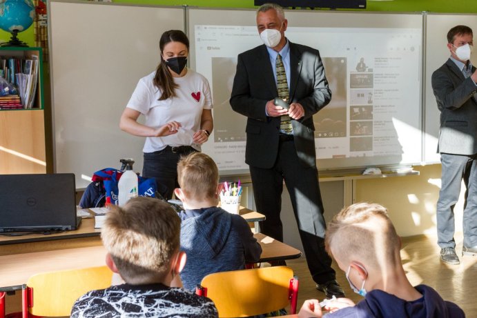 Kraj bude požadovat jiné testy pro školáky. Musí být uživatelsky přívětivější