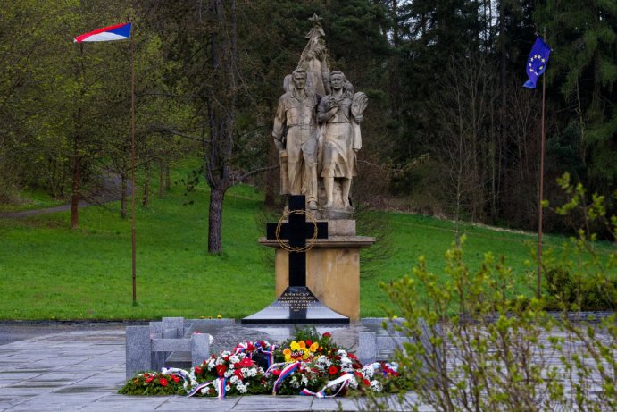 Zástupci Olomouckého kraje uctili památku obětí javoříčské tragédie