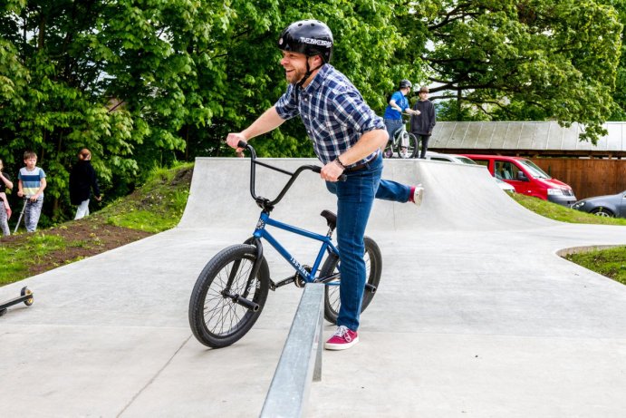 V Jeseníku dnes otevřeli nový skatepark