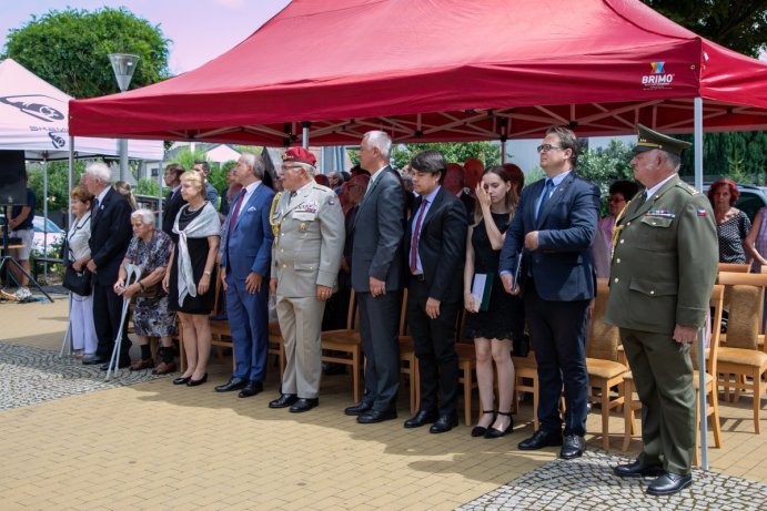 Hejtman Josef Suchánek vzdal hold zavražděným krajanům v Novém Malíně