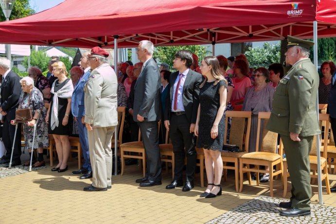 Hejtman Josef Suchánek vzdal hold zavražděným krajanům v Novém Malíně