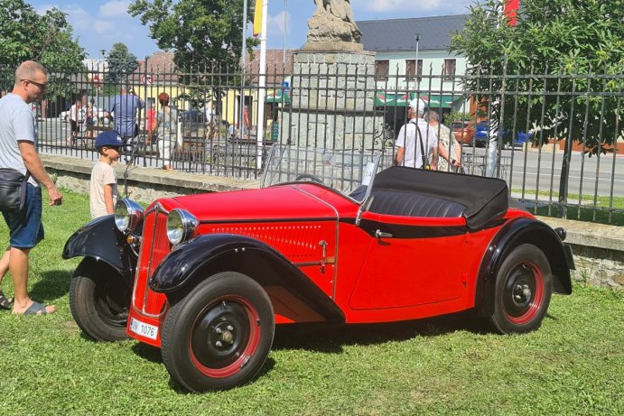 Veterán Rallye z lázní do lázní