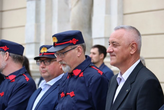 Slavnostní předání cisternové automobilové stříkačky JSDH Olomouc - Chválkovice