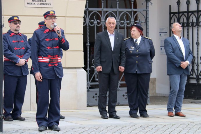 Slavnostní předání cisternové automobilové stříkačky JSDH Olomouc - Chválkovice