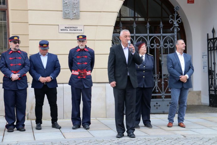 Slavnostní předání cisternové automobilové stříkačky JSDH Olomouc - Chválkovice