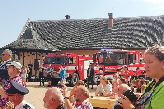 Slavnostní otevření hasičské zbrojnice v Tršicích