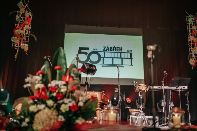 Slavnostní koncert pořádaný u příležitosti 50. výročí otevření kulturního domu v Zábřehu