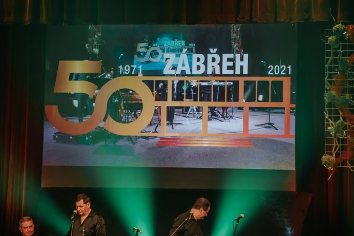 Slavnostní koncert pořádaný u příležitosti 50. výročí otevření kulturního domu v Zábřehu