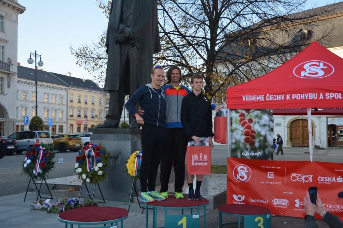 Sokolové připomněli výročí republiky pohybem