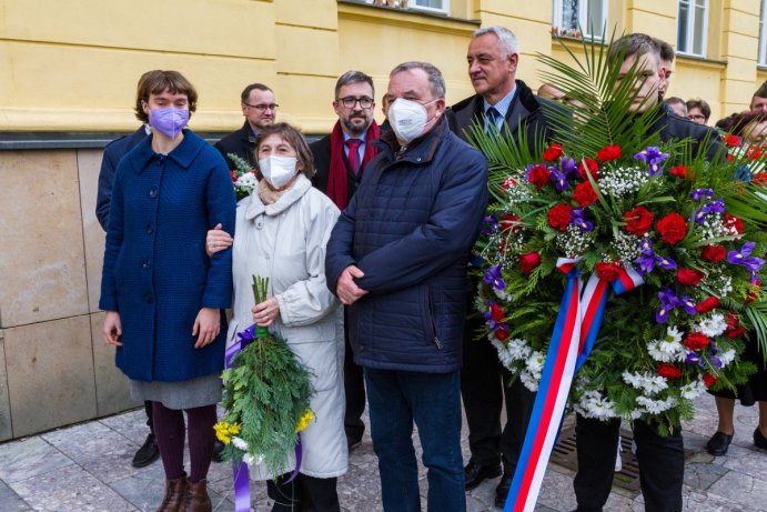 Zástupci Olomouckého kraje uctili památku Jana Opletala