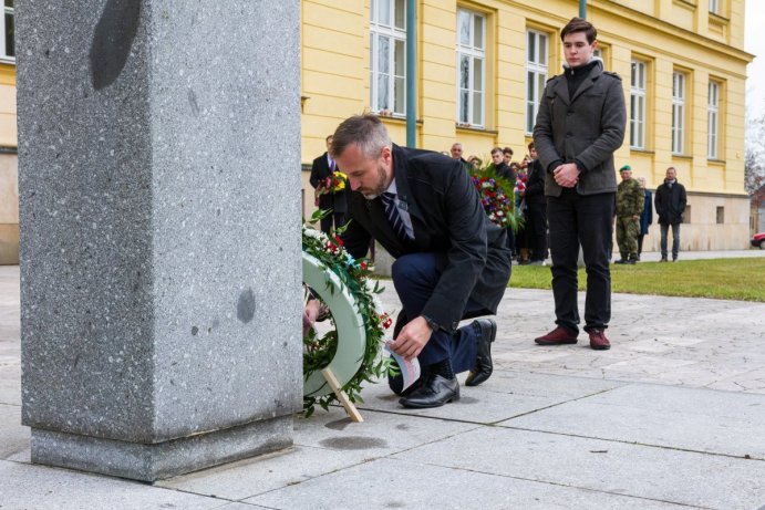 Zástupci Olomouckého kraje uctili památku Jana Opletala