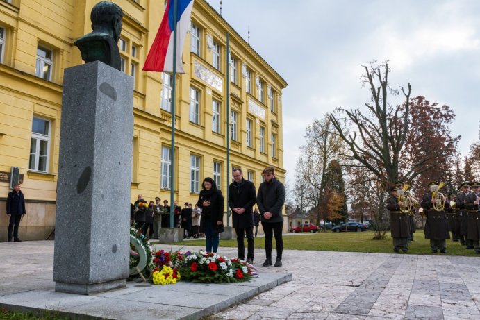 Zástupci Olomouckého kraje uctili památku Jana Opletala