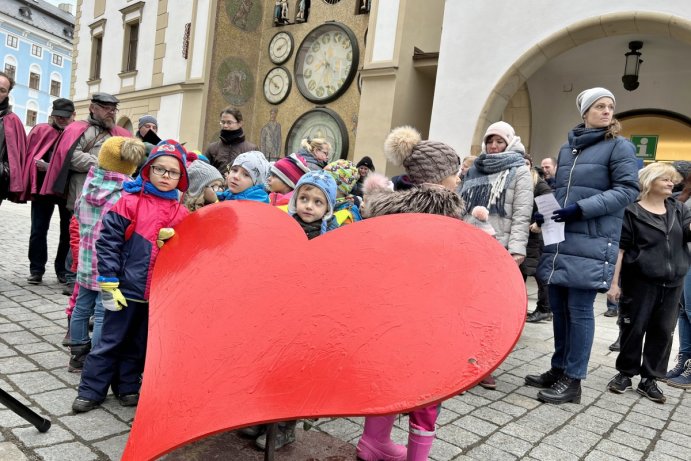 	Hejtman osedlal koně a podpořil Tříkrálovou sbírku