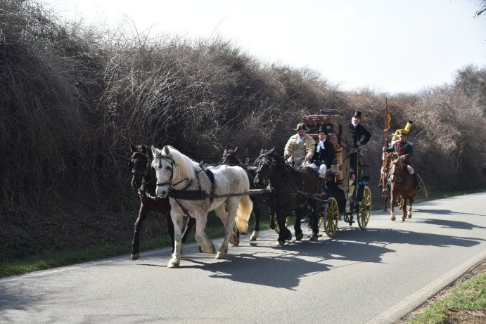 Historický cestovní kočár projel regionem Foto: Muzeum kočárů