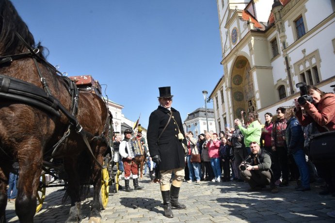 Historický cestovní kočár projel regionem Foto: Muzeum kočárů