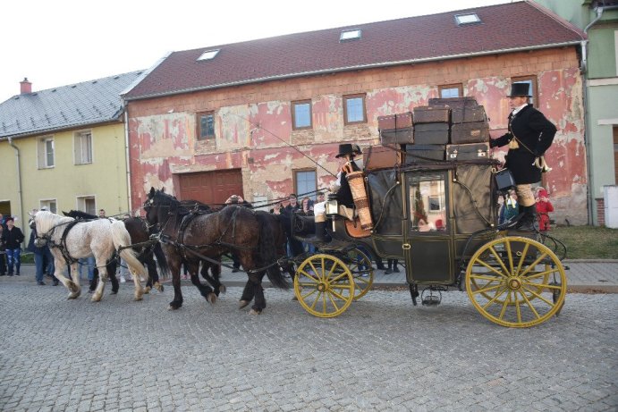 Historický cestovní kočár projel regionem Foto: Muzeum kočárů