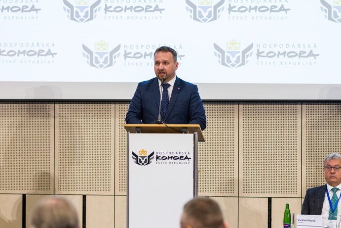 Sněm Hospodářské komory ĆR přivedl do Olomouce českou politickou špičku