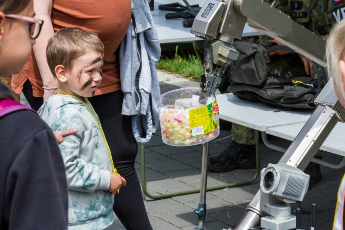 Dětský den se složkami IZS nabídl policejní koně i zásah celníků