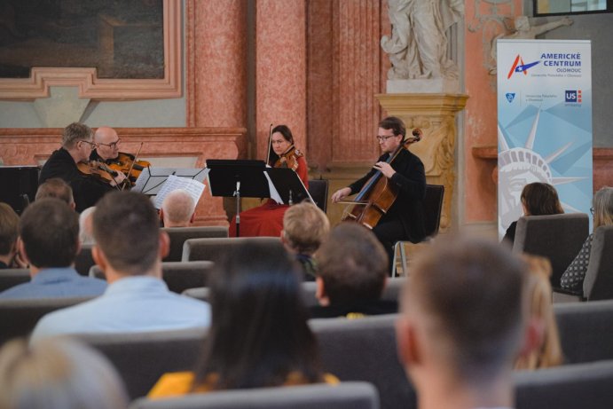 Otevřelo se Americké centrum při Univerzitě Palackého v Olomouci