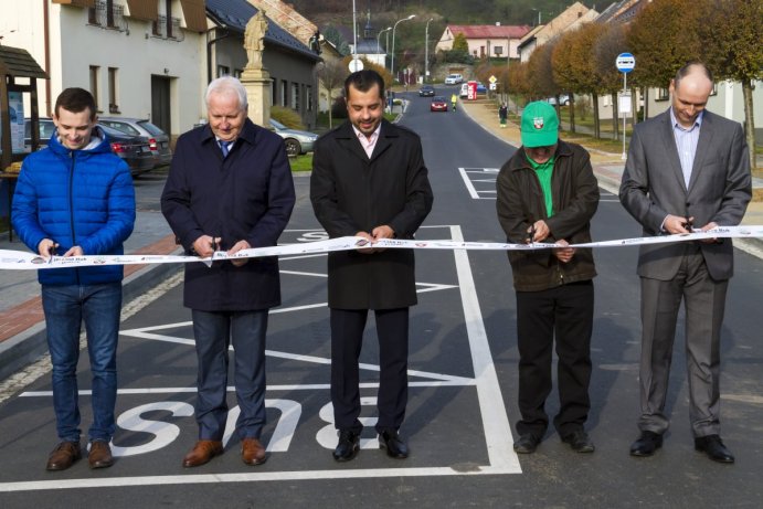 	V obci Buk řidiči projedou po nově opravené silnici