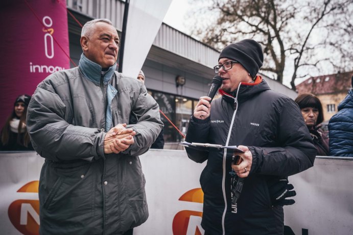 Běžci v Olomouci zaplnili Smetanovy sady