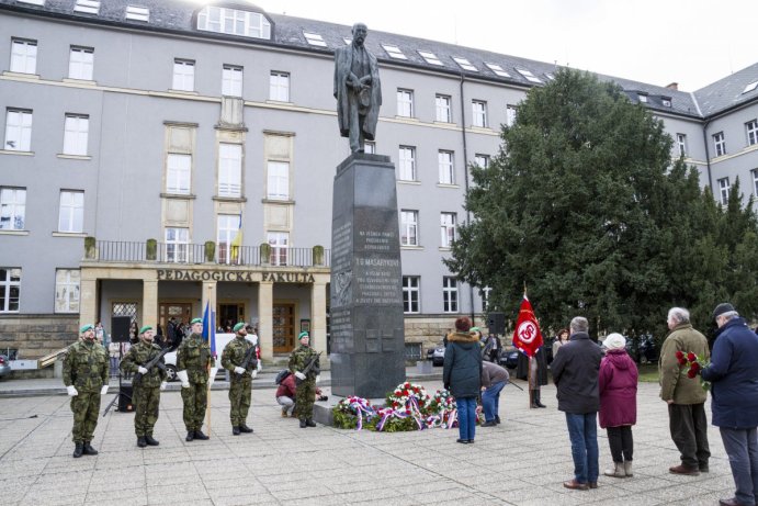 Radní Olomouckého kraje uctili památku T. G. Masaryka