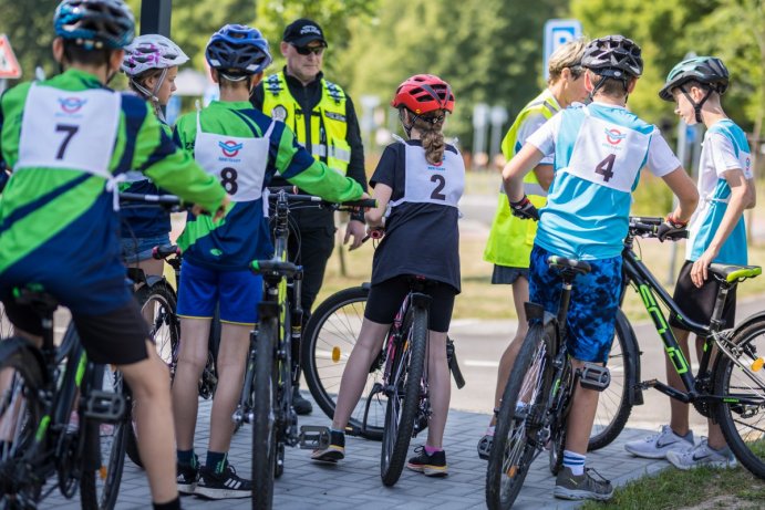 Nejde o to jezdit rychle, ale bezpečně. V kraji soutěží malí cyklisté