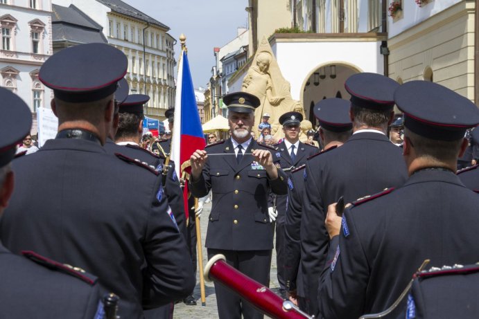 Stovky nových policistů a hasičů nově dohlíží na bezpečnost v Olomouckém kraji