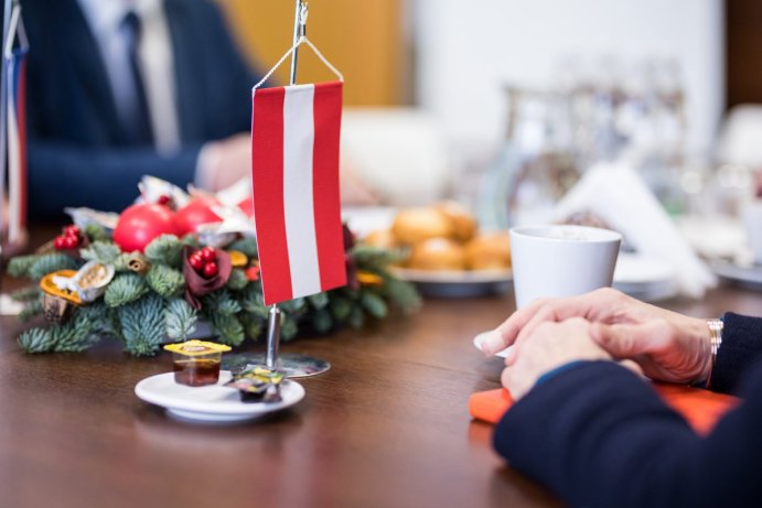 Velvyslanci jednali s hejtmanem o současné i budoucí spolupráci