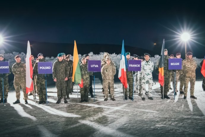 Vojáci soutěžili v Jeseníkách v zimním přírodním víceboji