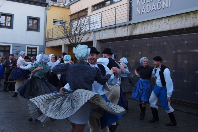 Ve Velké Bystřici bylo veselo. Konal se tam tradiční masopust