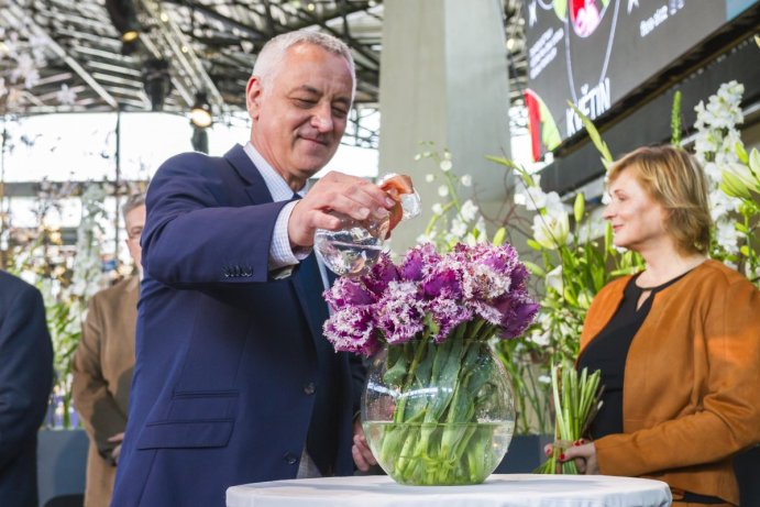 Na jarní Floře se letos ocitnete v květinovém vesmíru