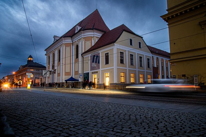 Amatérští fotografové vystavují snímky ve Vlastivědném muzeu