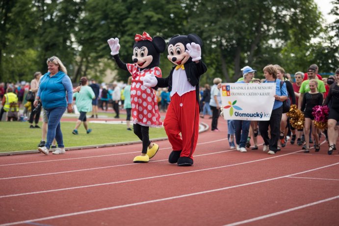 Senioři předvedli svou vitalitu. Soutěžili na sportovních hrách