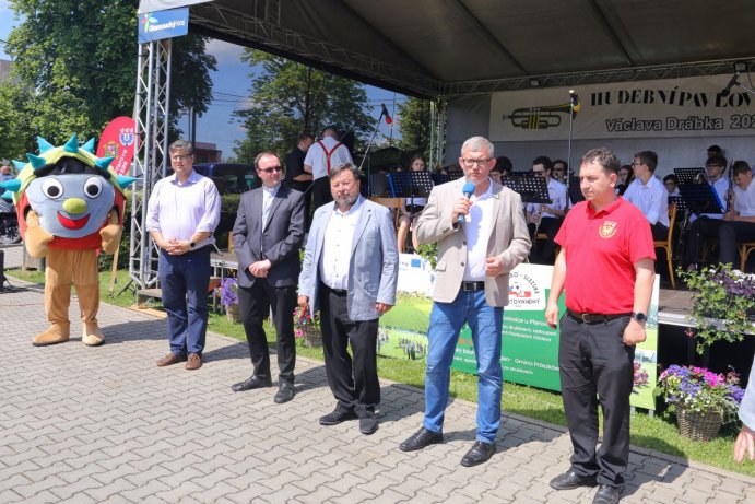 	Pavlovice ožily dechovkou a folklórem