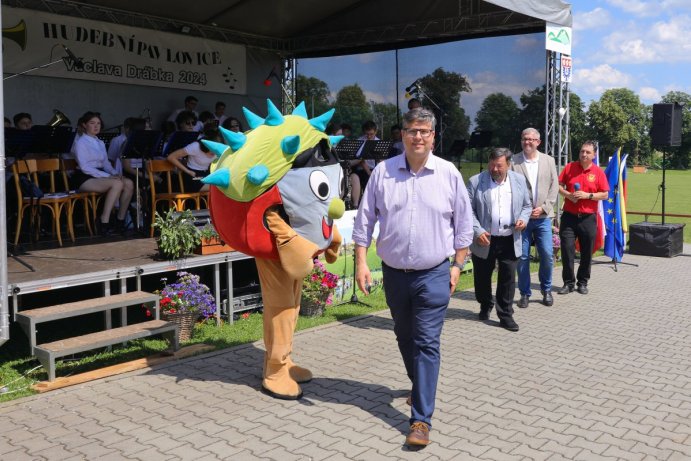 	Pavlovice ožily dechovkou a folklórem