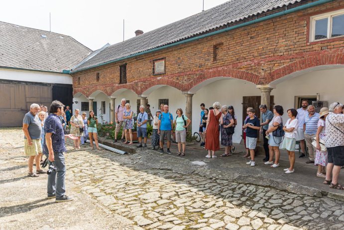 Hanácká obec Cholina oživila tradice lidové architektury