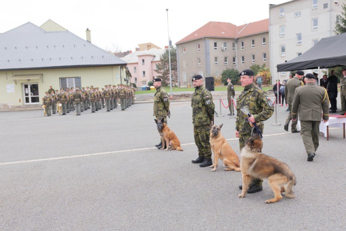 Velitelství Vojenské policie Olomouc oslavilo 10 let čestného názvu