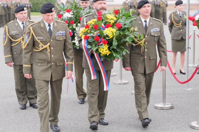 Velitelství Vojenské policie Olomouc oslavilo 10 let čestného názvu