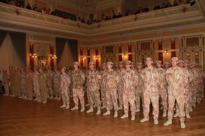 Slavnostní ceremoniál vojáků z 23. základny vrtulníkového letectva Edvarda Beneše v Přerově