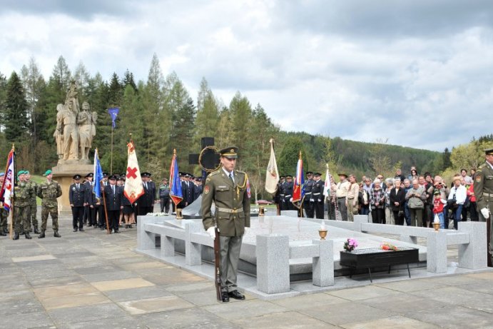 Pietní vzpomínkové akce k 70. výročí od vypálení Javoříčka