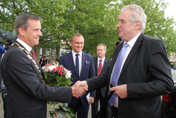 Prezident Zeman zahájil třídenní návštěvu Olomouckého kraje