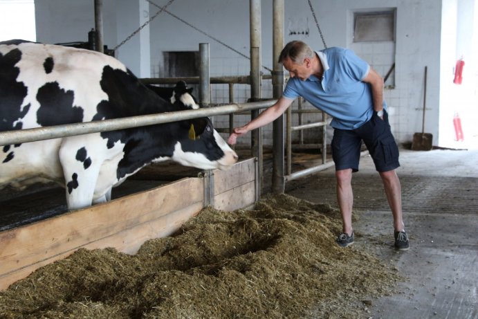 Hejtman Rozbořil navštívil zemědělské družstvo v Bohuňovicích