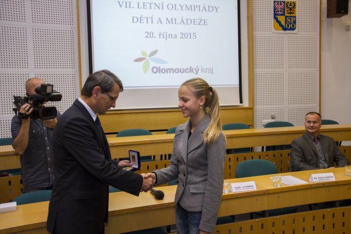 Medailisté z olympiády dětí a mládeže převzali ocenění od Olomouckého kraje