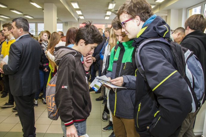 Hejtman zahájil jubilejní ročník prezentace středních škol Scholaris